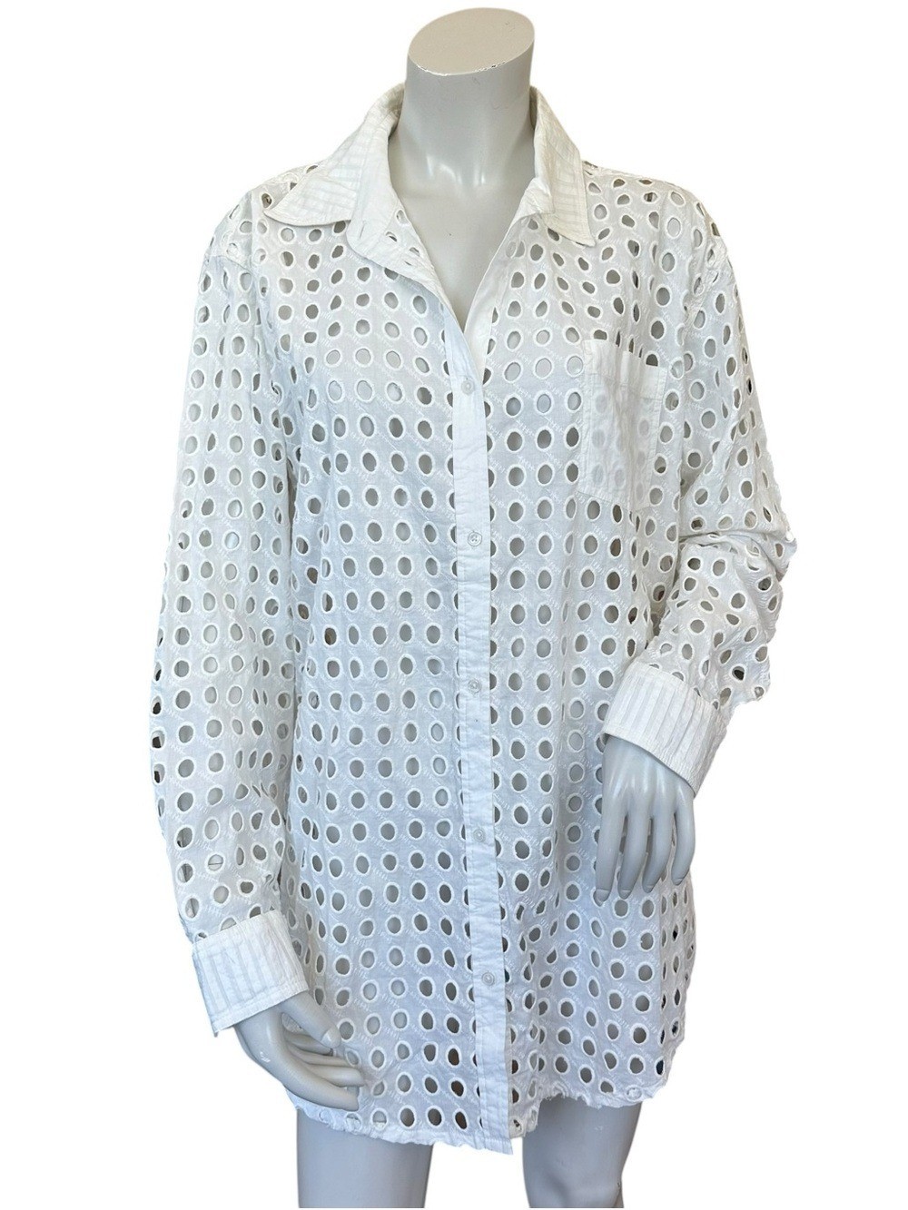 Solid & Striped White Eyelet Embroidered Oversized Coverup Oxford Shirt Medium