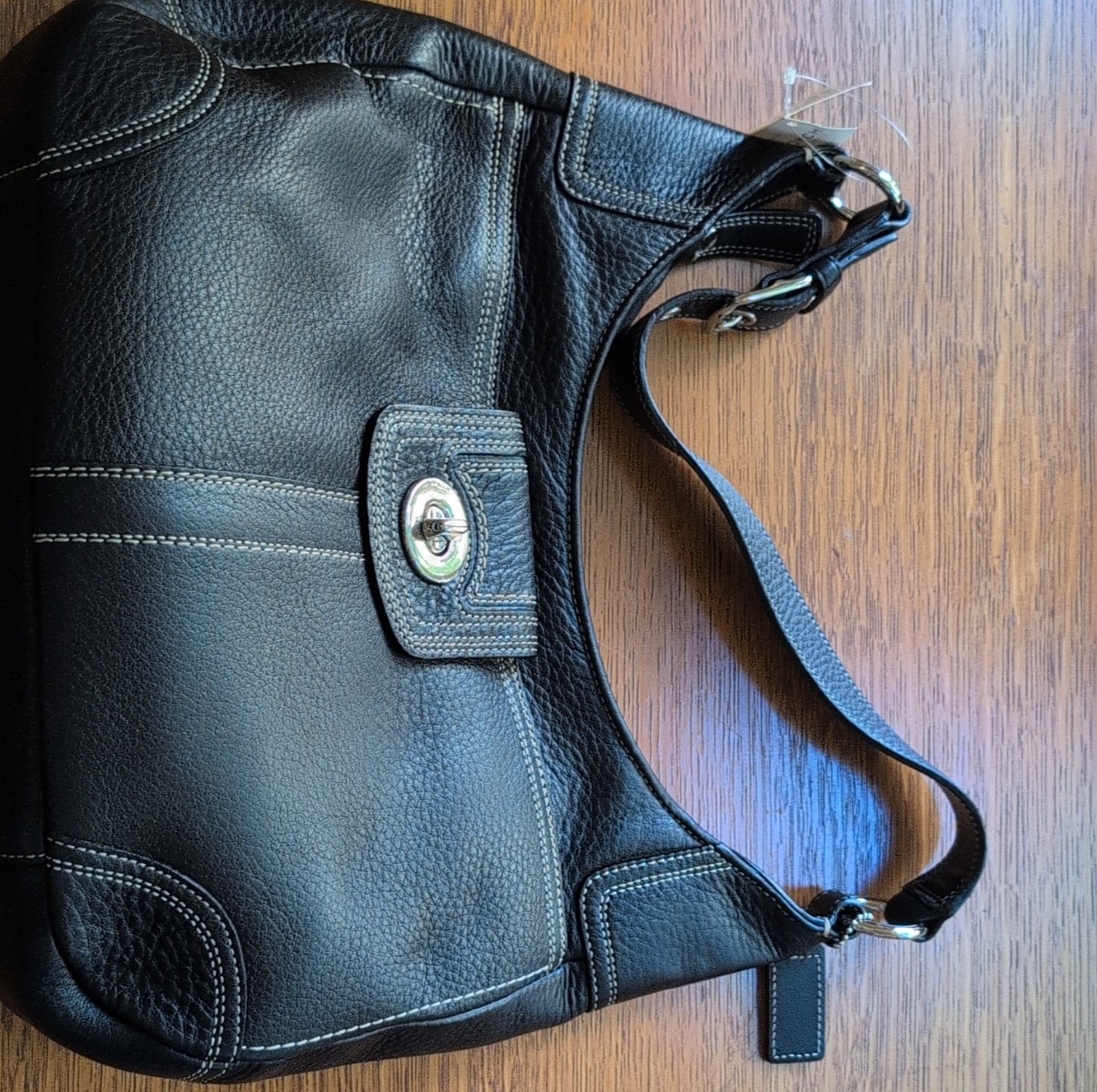Coach Black Women’s Pebbled Shoulder Bag Turn Lock Zip Buckle Accent