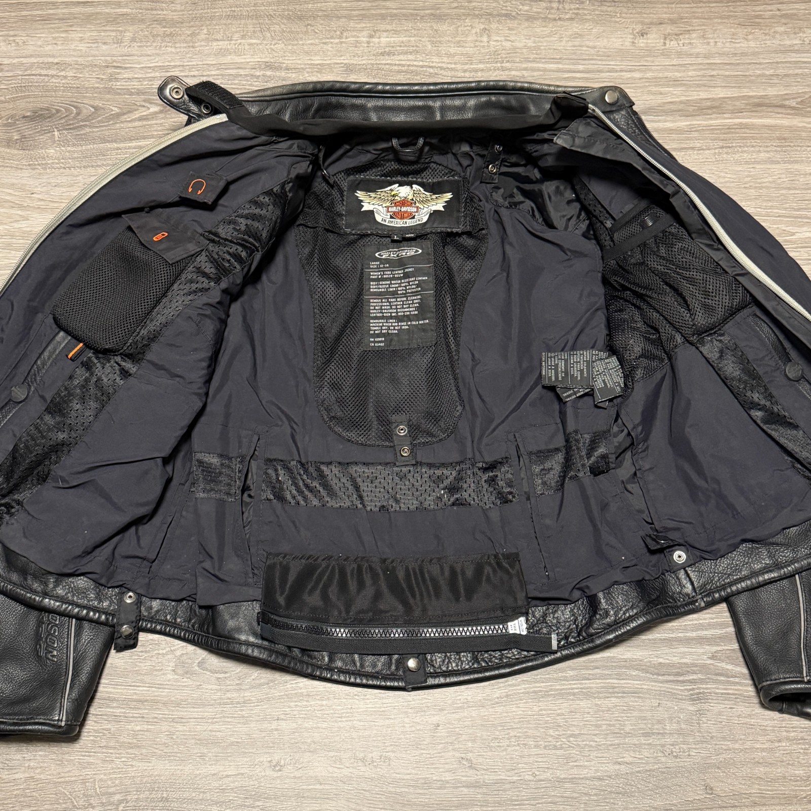 VTG 2006 Harley Davidson FXRG Leather Motorcycle Jacket Women’s Large 98520-05VW