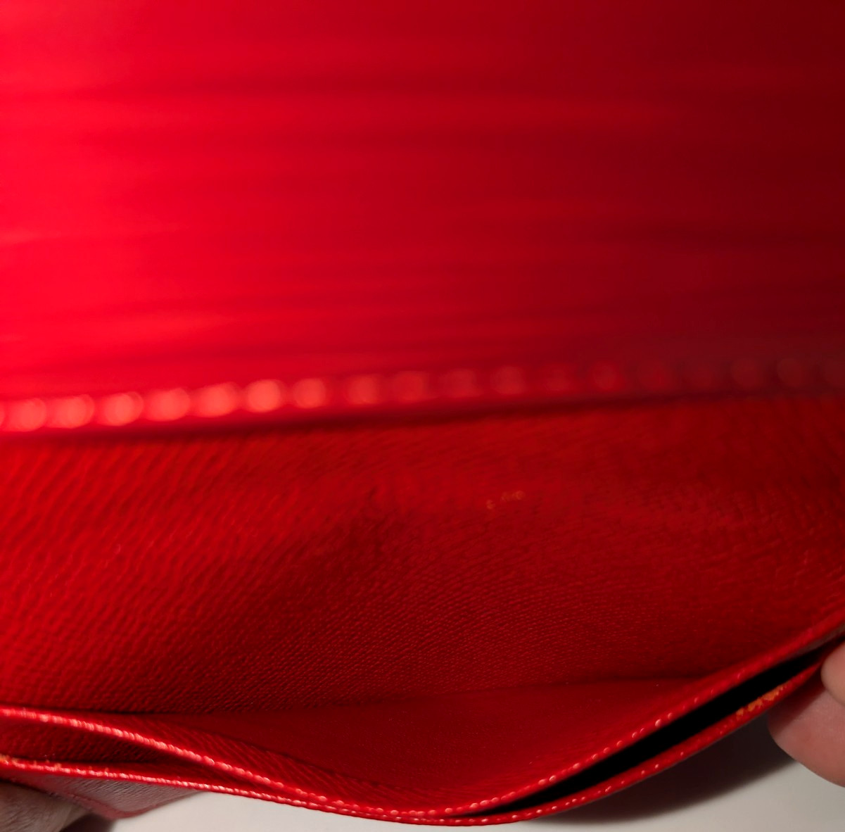 LOUIS VUITTON EPI LUDLOW RED LEATHER WALLET COIN POUCH CARD HOLDER CASE TRIFOLD