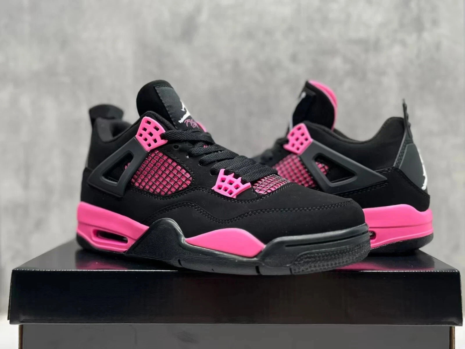 Men’s Jordan 4 “Pink Thunder” ALL Size US 7-12