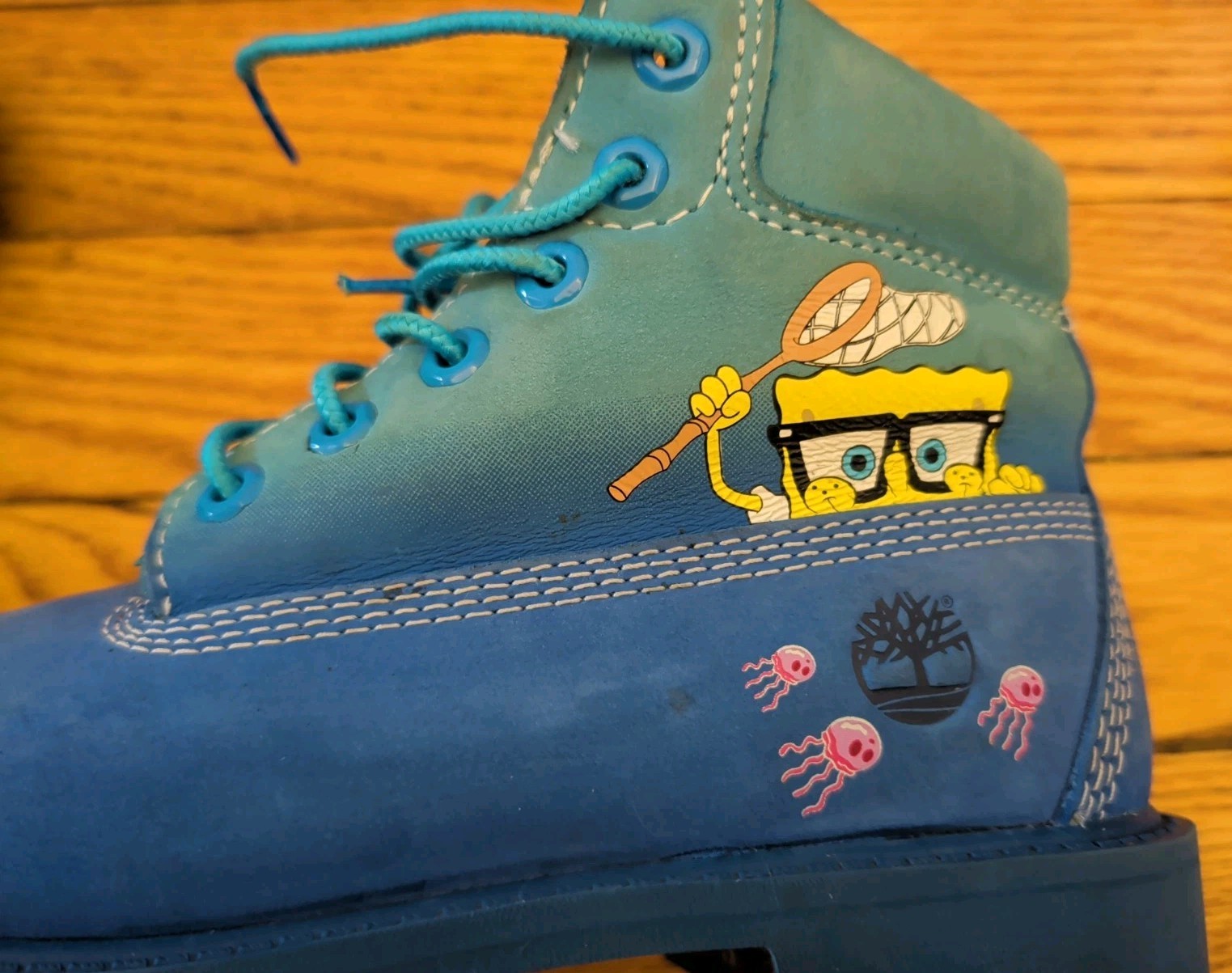 TIMBERLAND x SpongeBob 6 Inch Waterproof Nubuck Leather Boot size 2.5 Youth