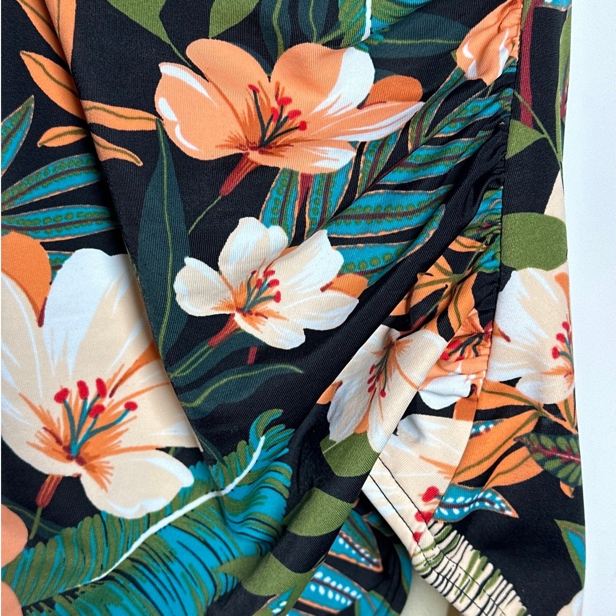 Dreamsuit by Miracle Brands Floral Halter One Piece Swimsuit Tummy Control Sz 8
