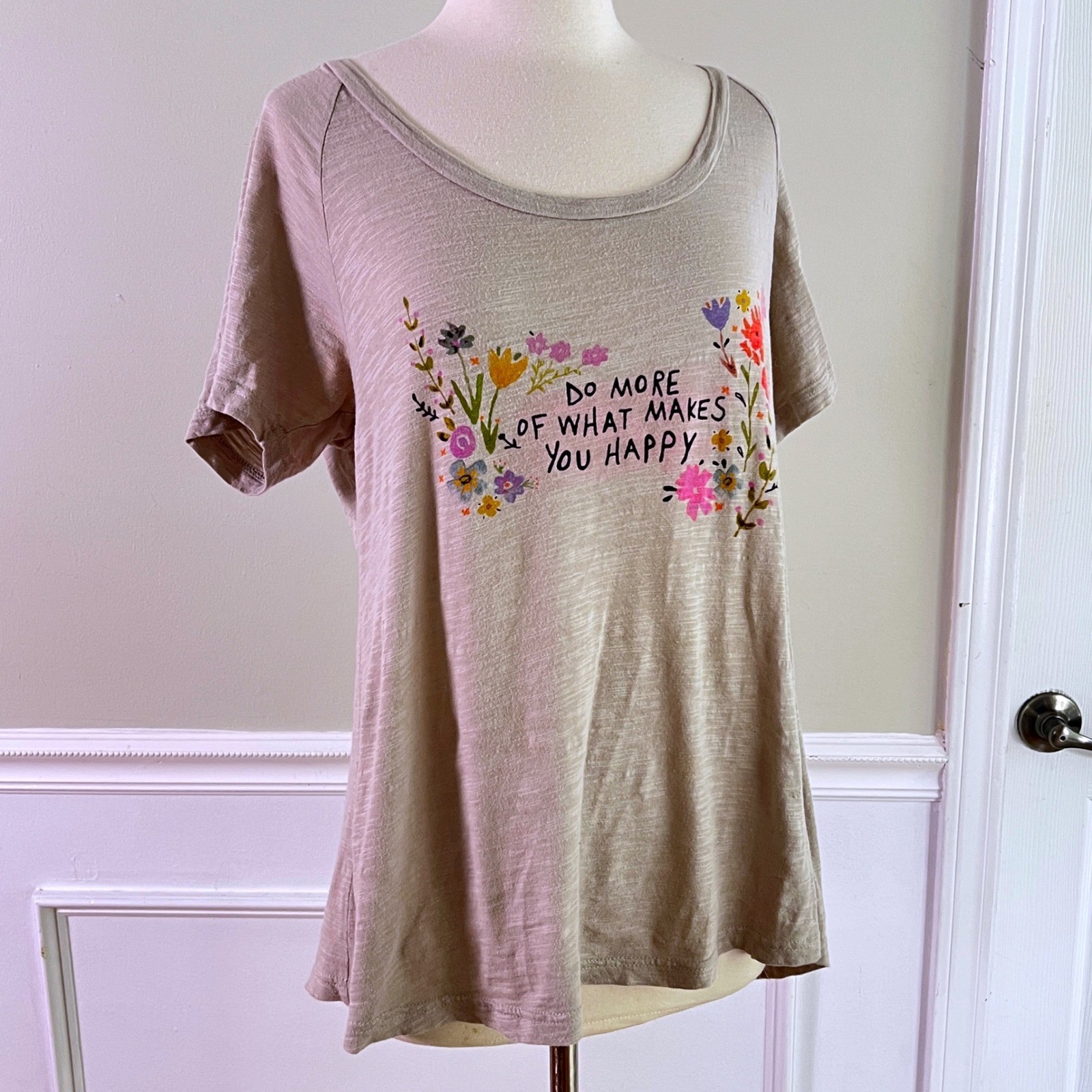 Natural Life Graphic Tee XL Women Floral Happy Beige Boho Cottagecore
