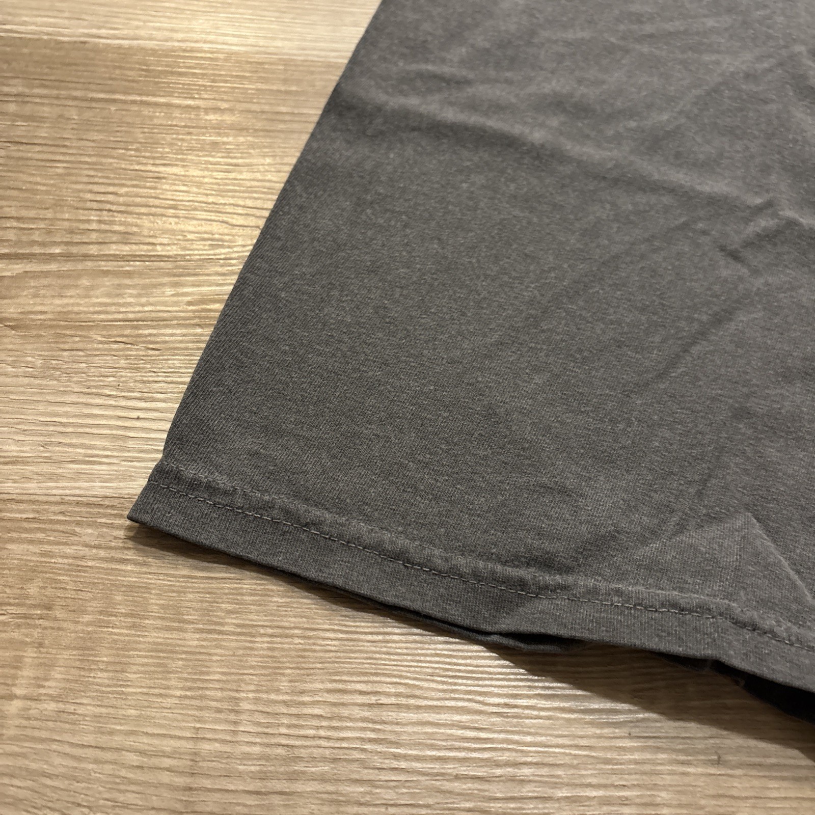 Comfort Colors Men’s Dark Gray Crew Neck T-Shirt Size Large