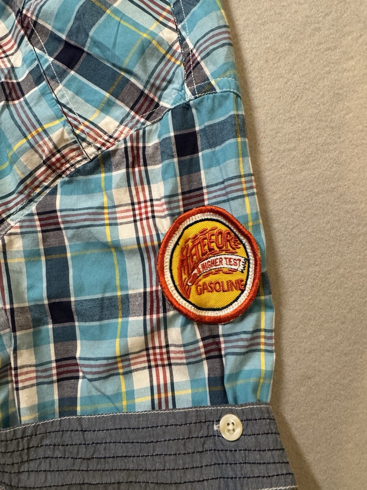 Rolling Paper Co. Plaid Short Sleeve Button-Up Shirt Pockets Patches Men’s XL