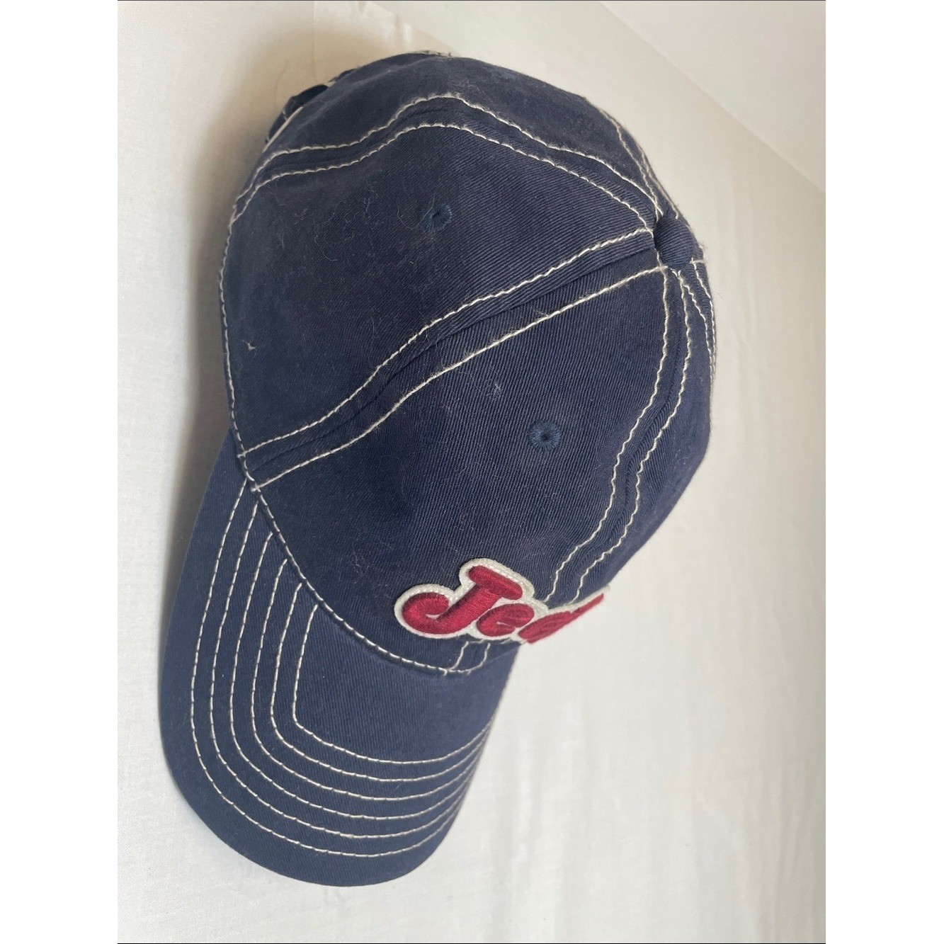 Jeep baseball cap dark blue white contrast stitching felt embroidered logo patch