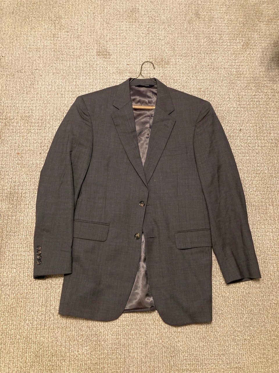 Jos A Bank Suit 38R Coat 32R Trousers