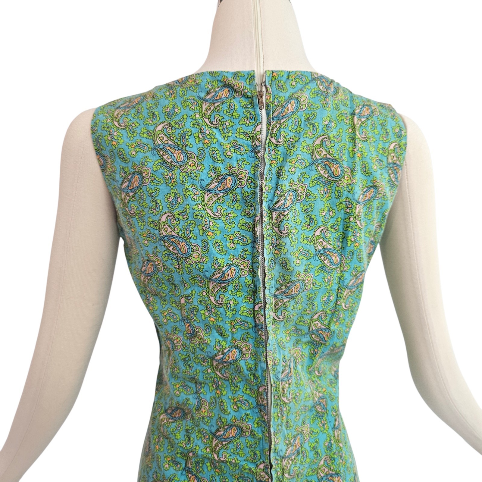 Vintage 1960’s Dress Housedress Shift Blue Green Pink Paisley Sleeveless Retro