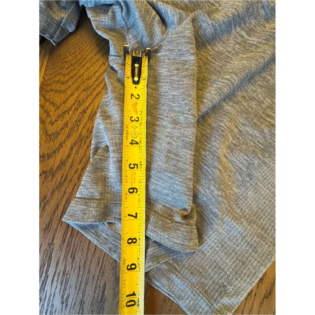 Uniqlo’s DRY-EX or Ultra Stretch Active Light Gray active shorts men’s XS