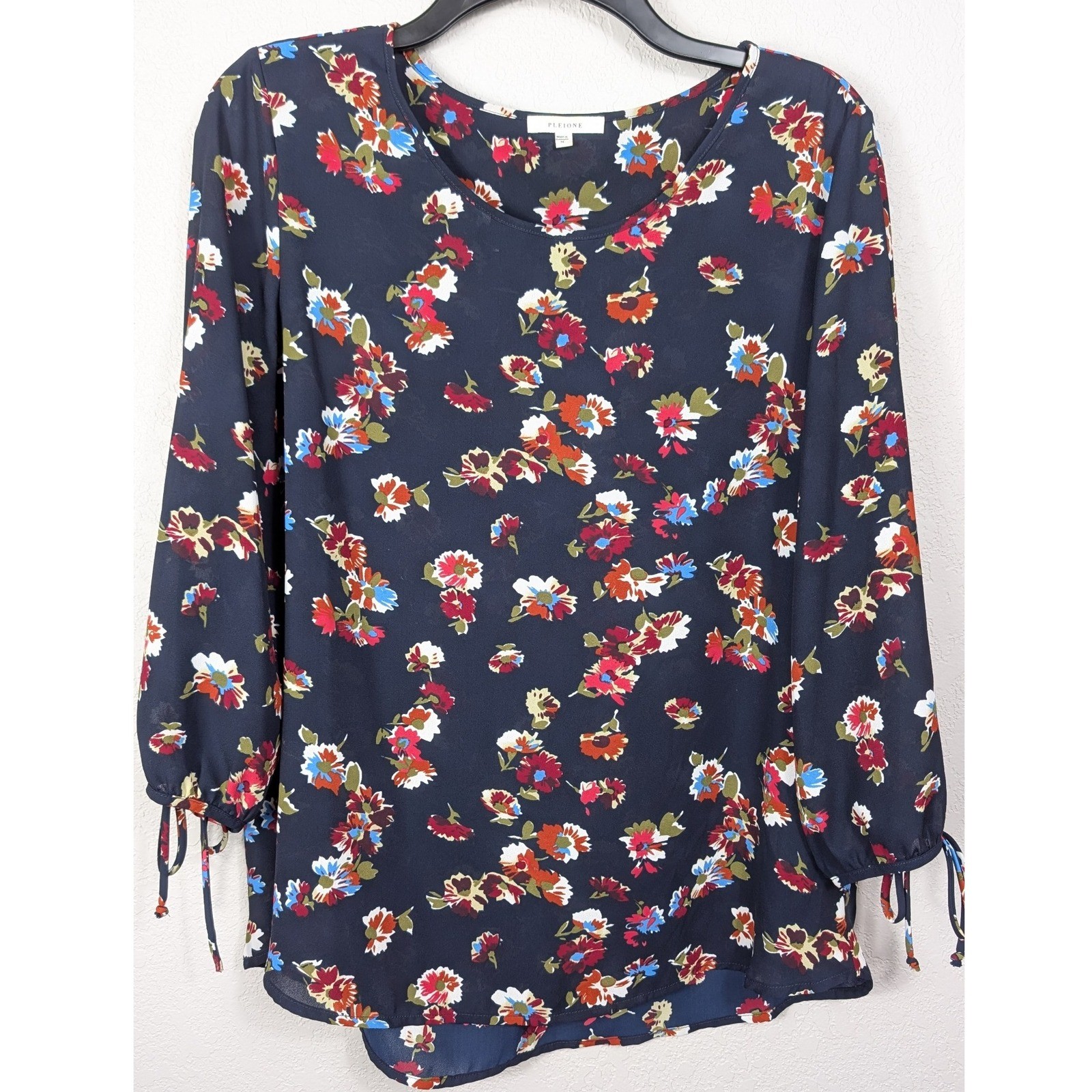 PLEIONE Women’s Navy Floral Print Long Sleeve Tie Cuff Blouse Top Size M