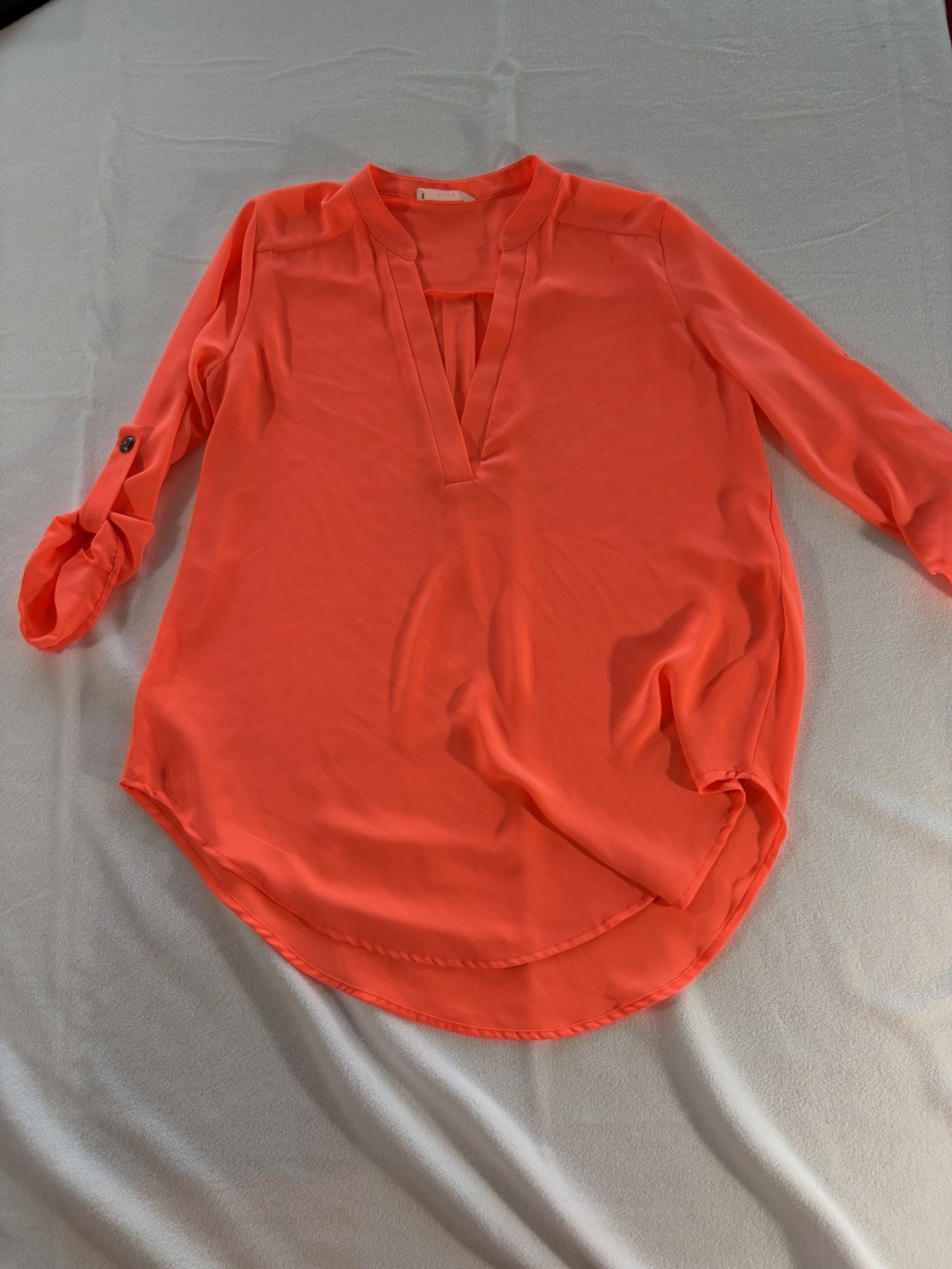 Lush Women’s Deep Coral Chiffon V-Neck Pleated 3/4 Sleeve Pullover Blouse S