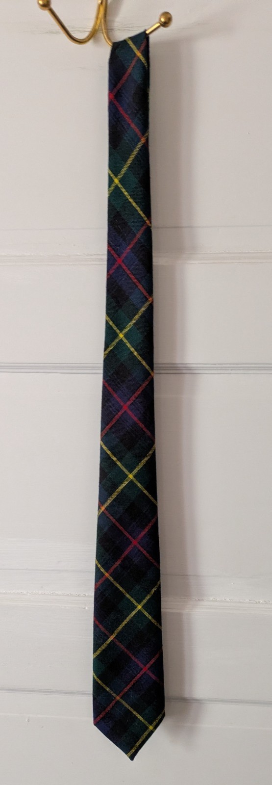 Farquharson Wool Plaid Neck Tie Black/Navy/Green/Red/Yellow VTG 54″ Scotland