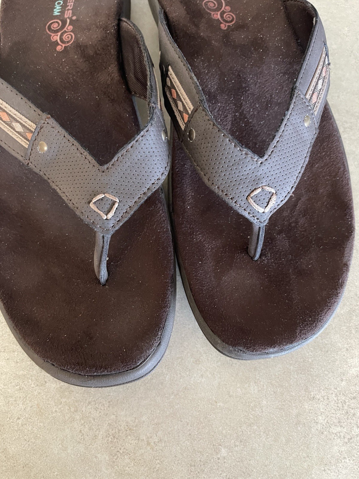 Skechers Woman’s Reggae Slim Babylon Flip-Flop Sandals Size 10 Brown New