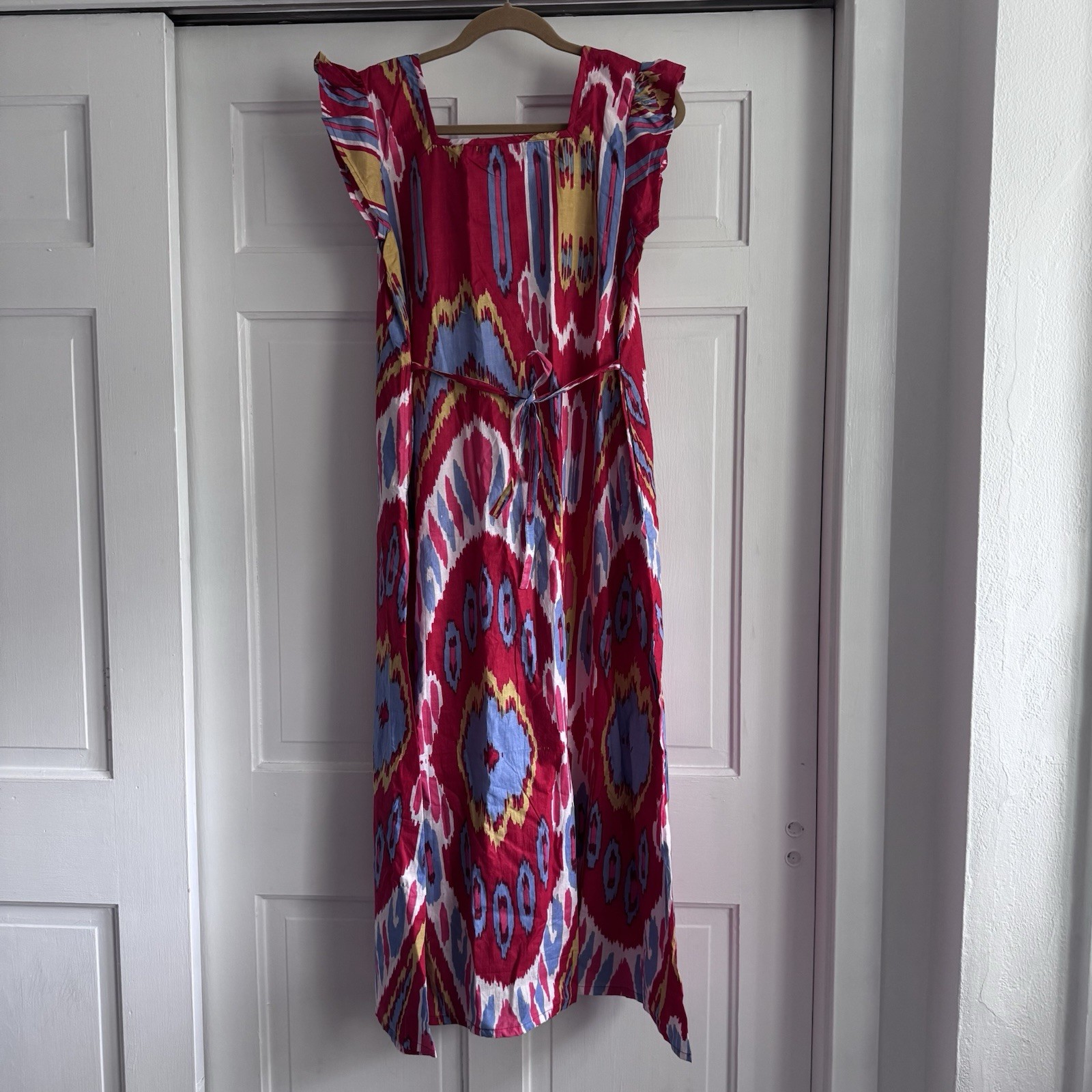 Le Bazar Coastal Maxi Dress With Pockets Red Multicolor Batik Print Size Small