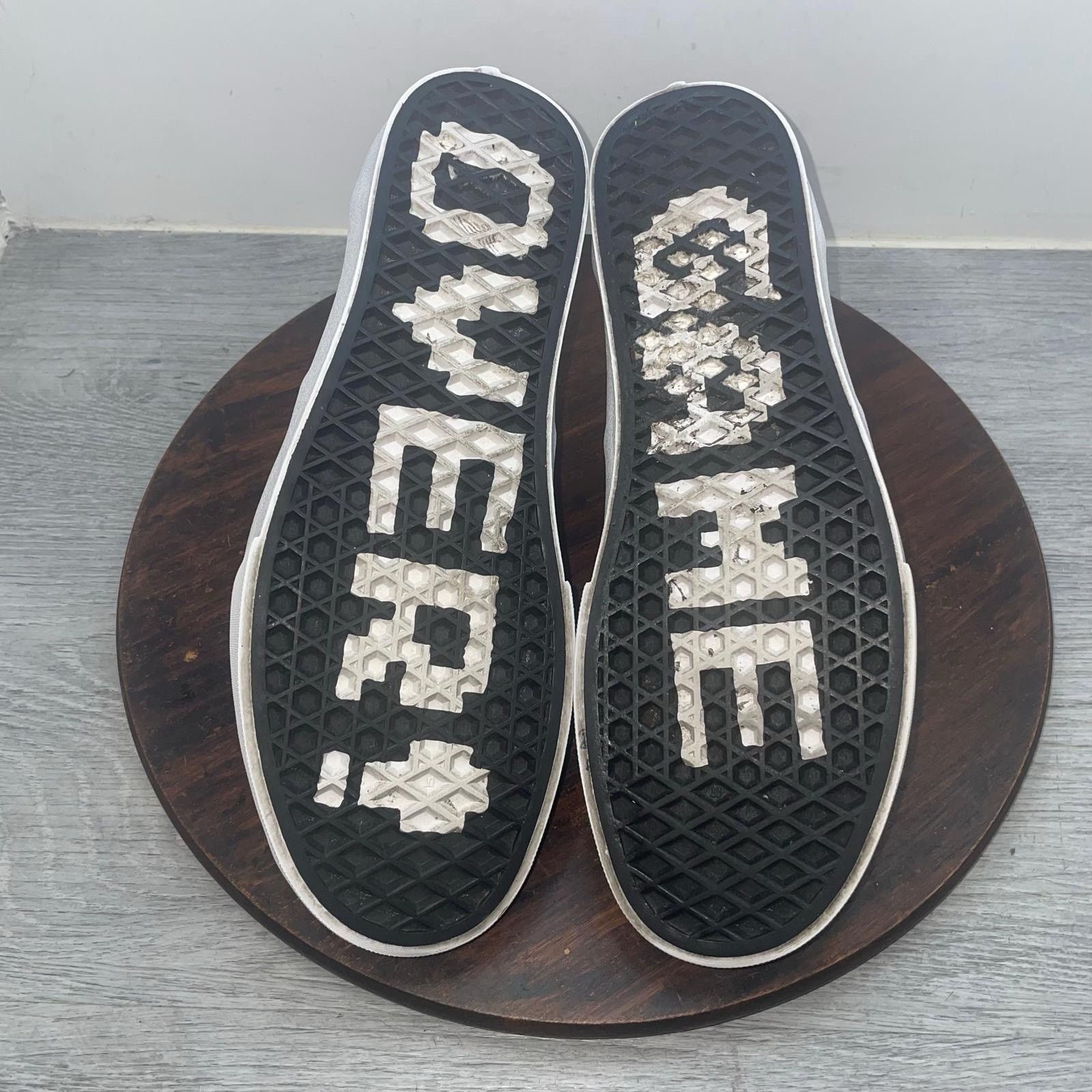 Vans x Nintendo Super Mario Brothers Game Over Sneakers Men’s 8.5 Women’s 10