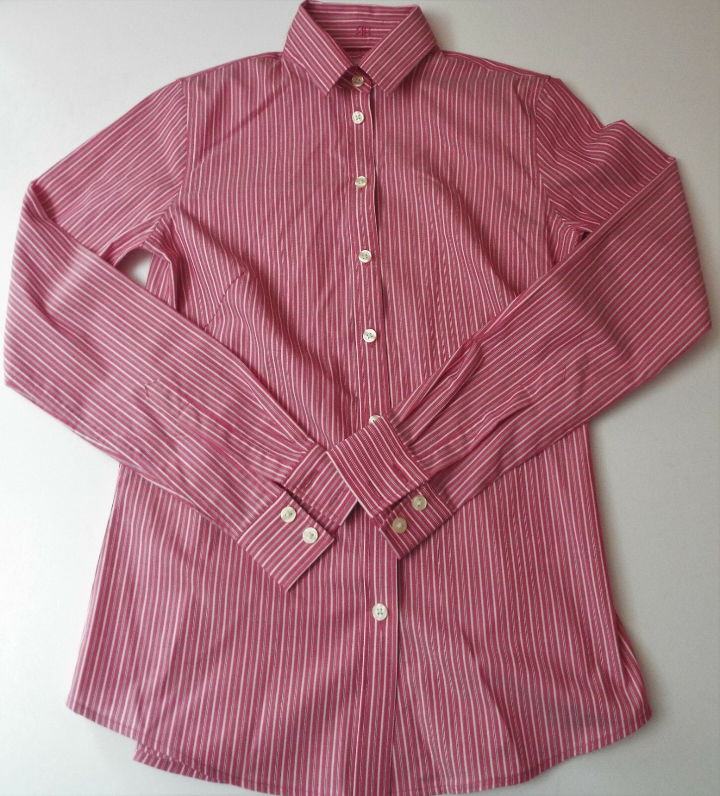 Banana Republic Ladies Top Size 2 Fitted Free Returns 1 Day shipping