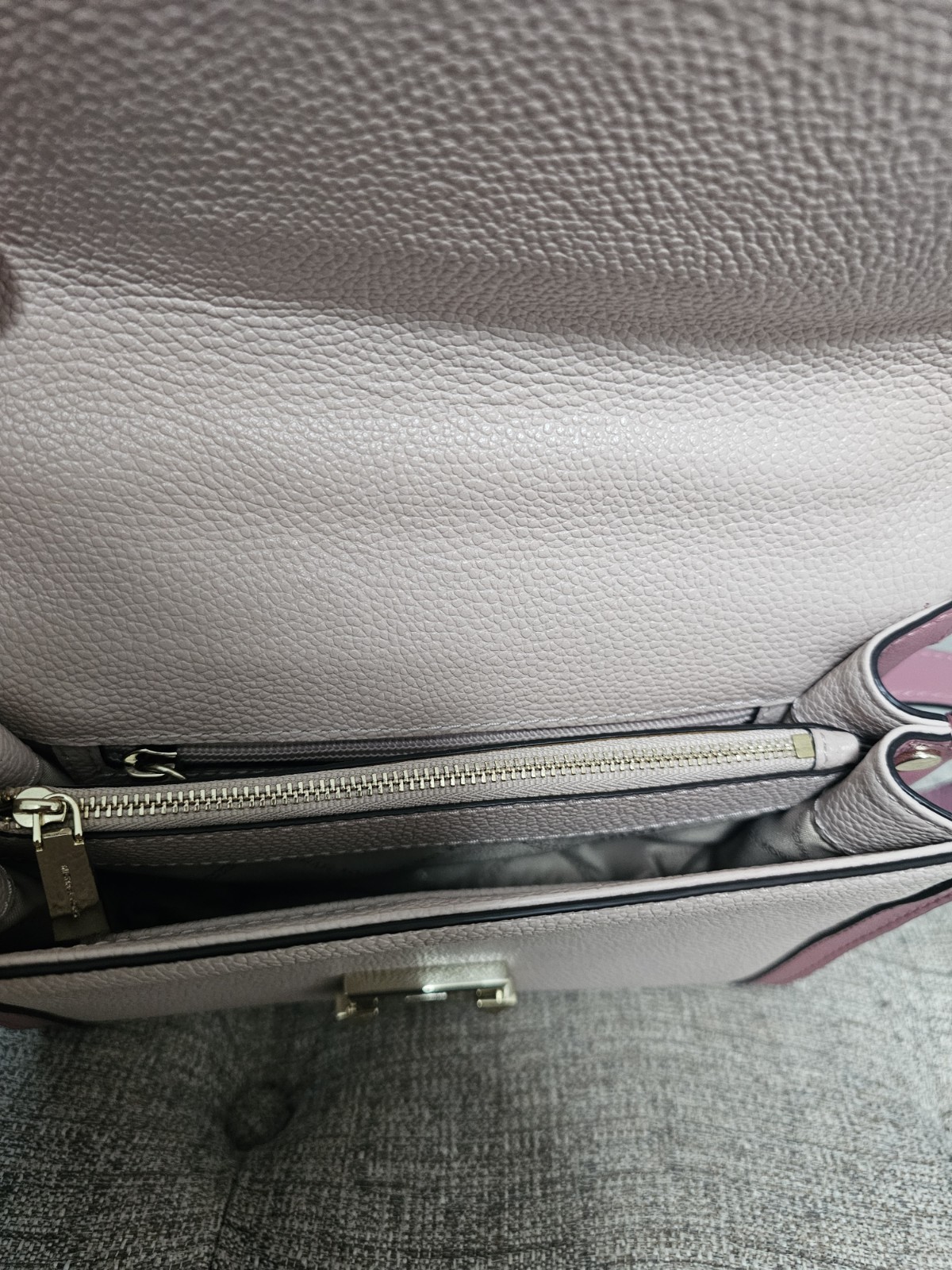New Michael Kors Whitney bicolor leather small shoulder bag soft pink gold chain