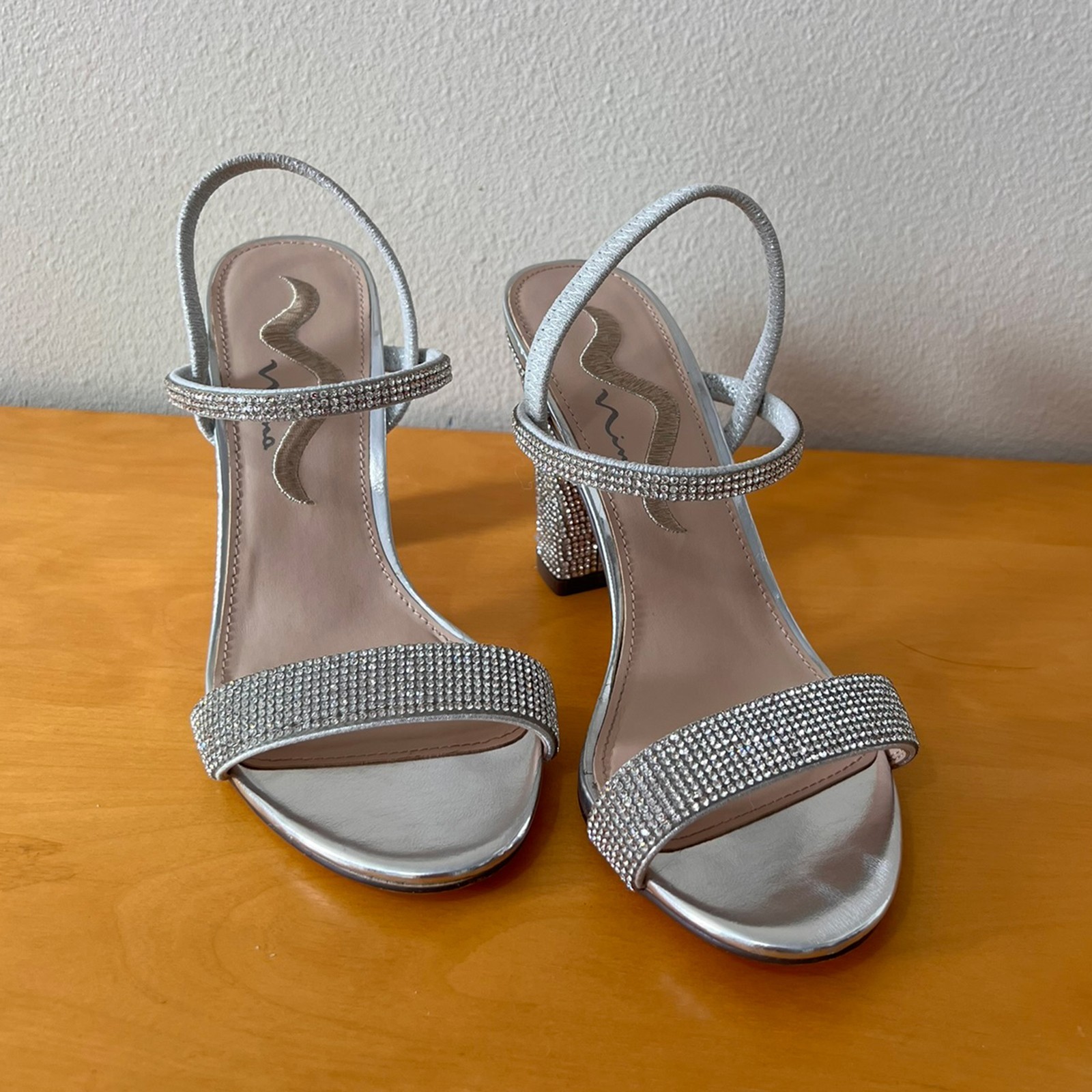 Nina Sanchia Silver Rhinestone Evening Sandals | Women’s Size 6, Prom Wedding