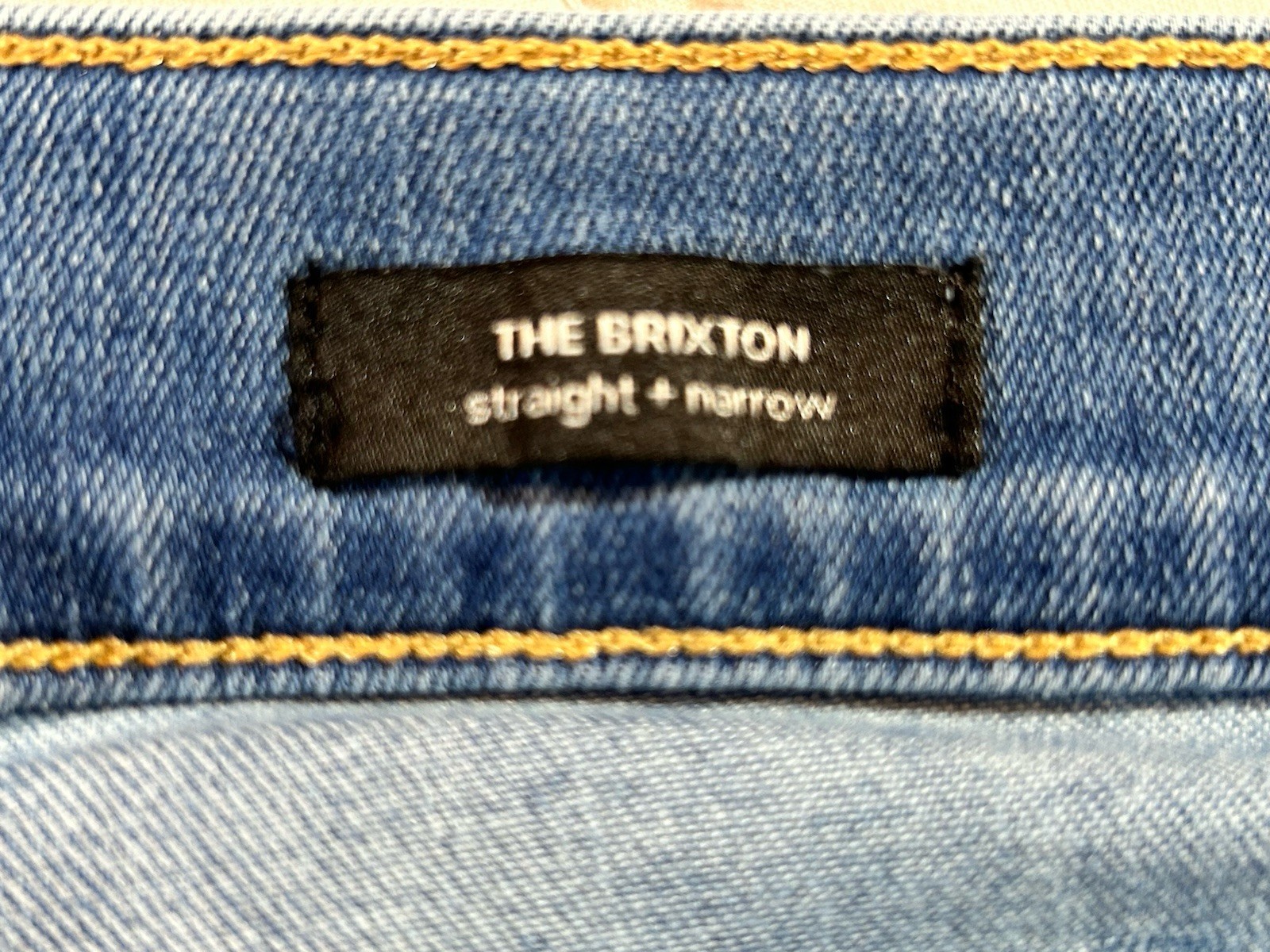 JOE’S Mens 42×30 The Brixton Straight + Narrow Stretch 5-Pocket Distressed Jeans