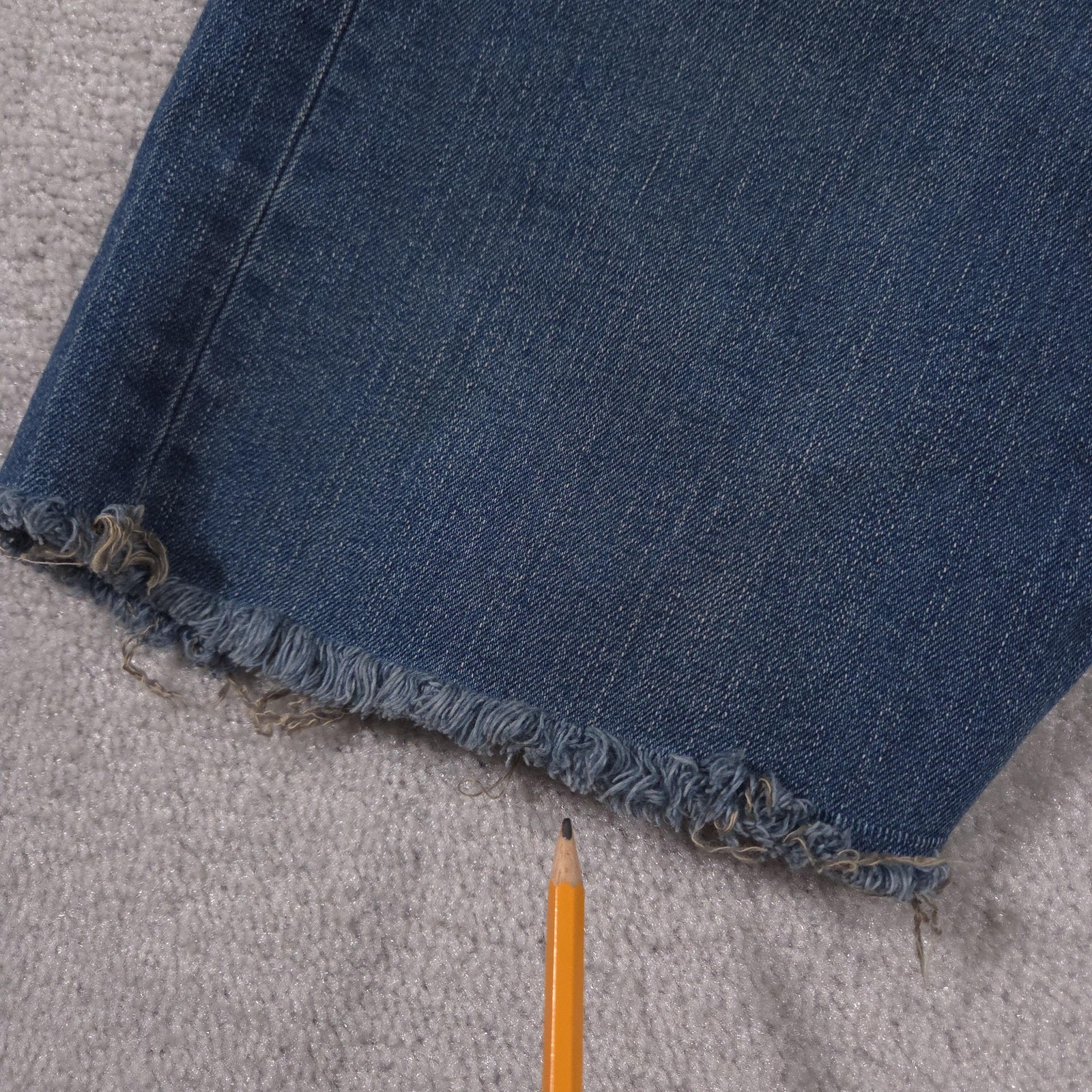 Levis Type 1 REAL LOOSE Shorts Mens 34 Blue Denim Cutoff Frayed Distressed Raw