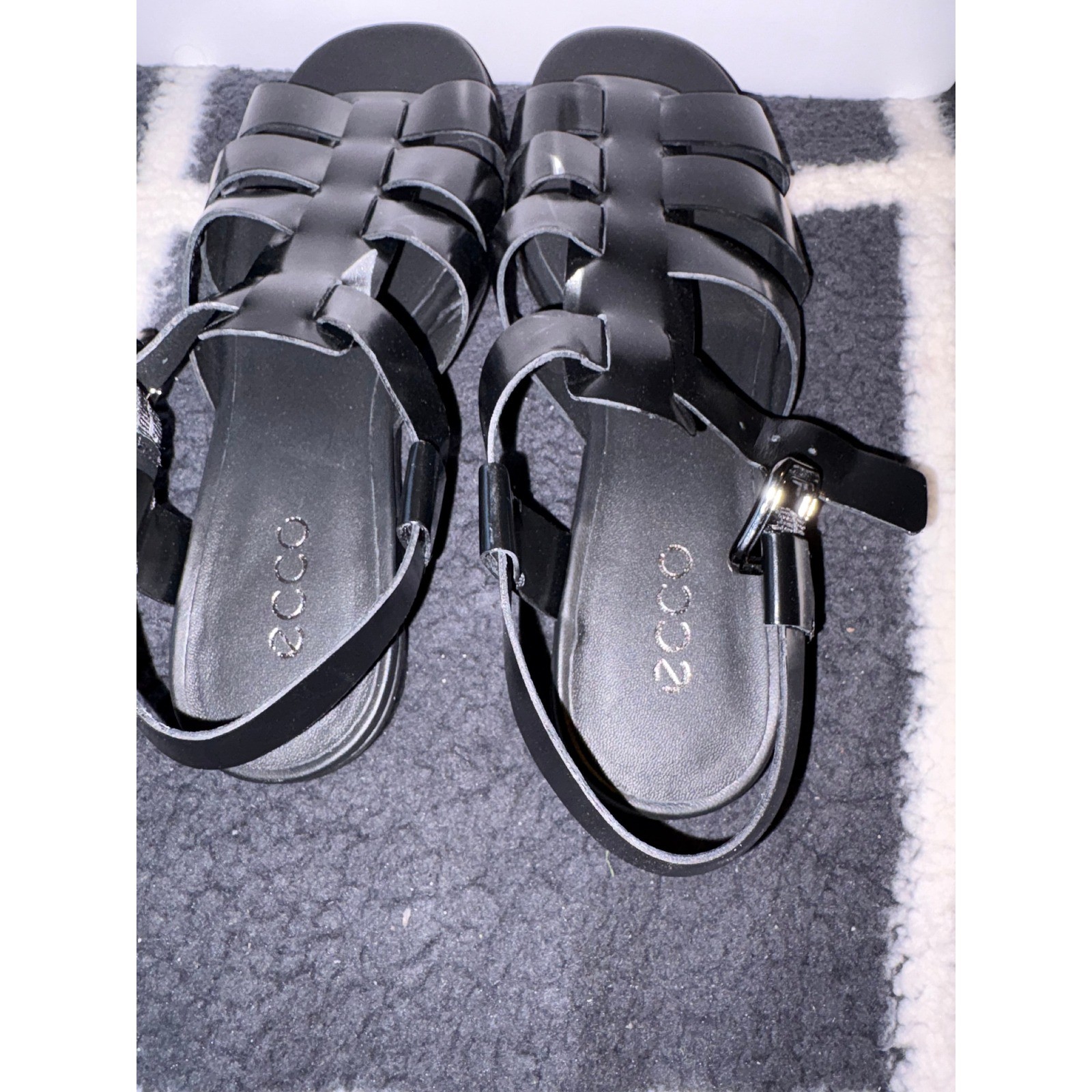 ECCO 2nd Cozmo Fisherman Sandals Black Leather Strappy Caged Buckle Womens 8-8.5