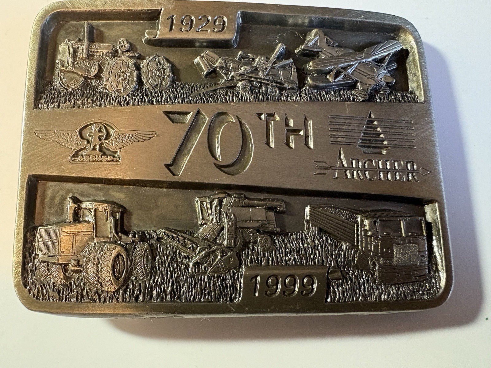 ARCHER PETROLEUM 70th ANNIVERSARY BELT BUCKLE 1929-1999 Pre-Owned Excellent Rare
