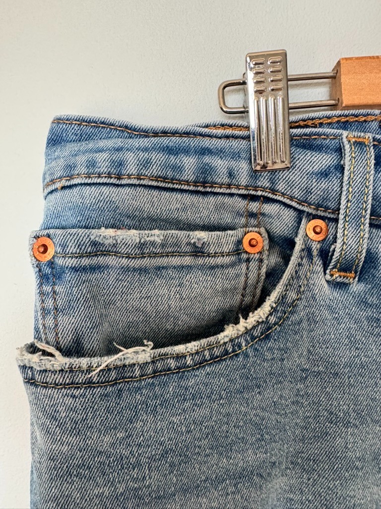 Levi’s Men’s 511 Perfectly Worn-In Jeans 40x 30