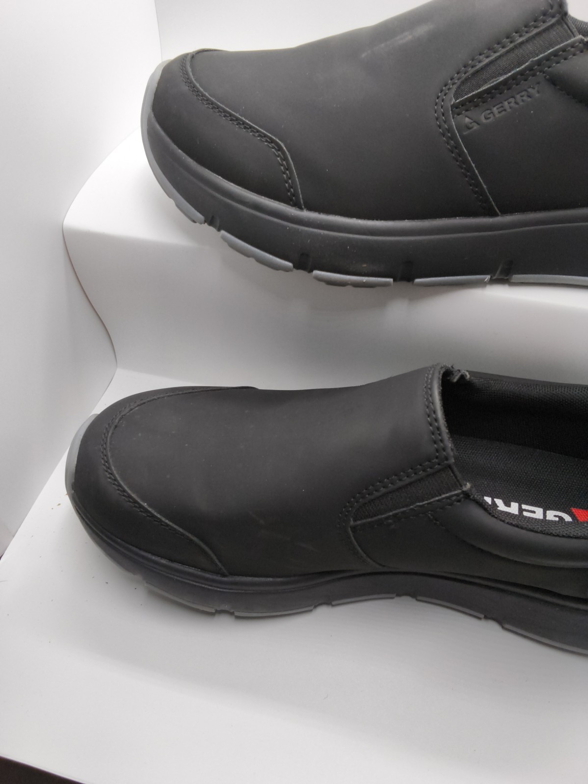 Gerry MOC II Men’s Slip On Shoes Size 9 Black Comfortable Casual