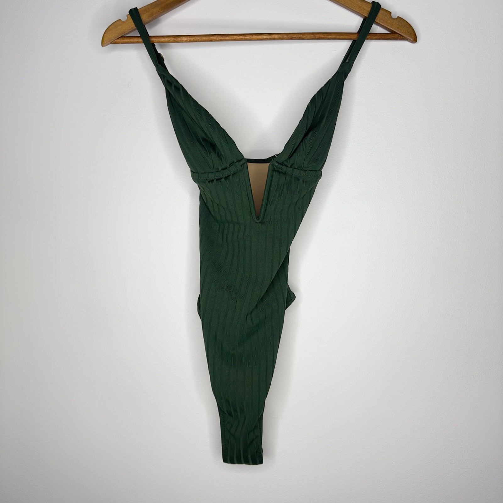 Shade & Shore Ribbed Deep V One Piece Swimsuit Green Strappy Back Size Small