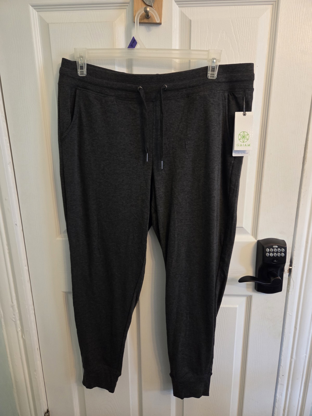 Gaiam Relax Active Joggers Size XL Dark Gray Easy Fit Pockets Soft NWT