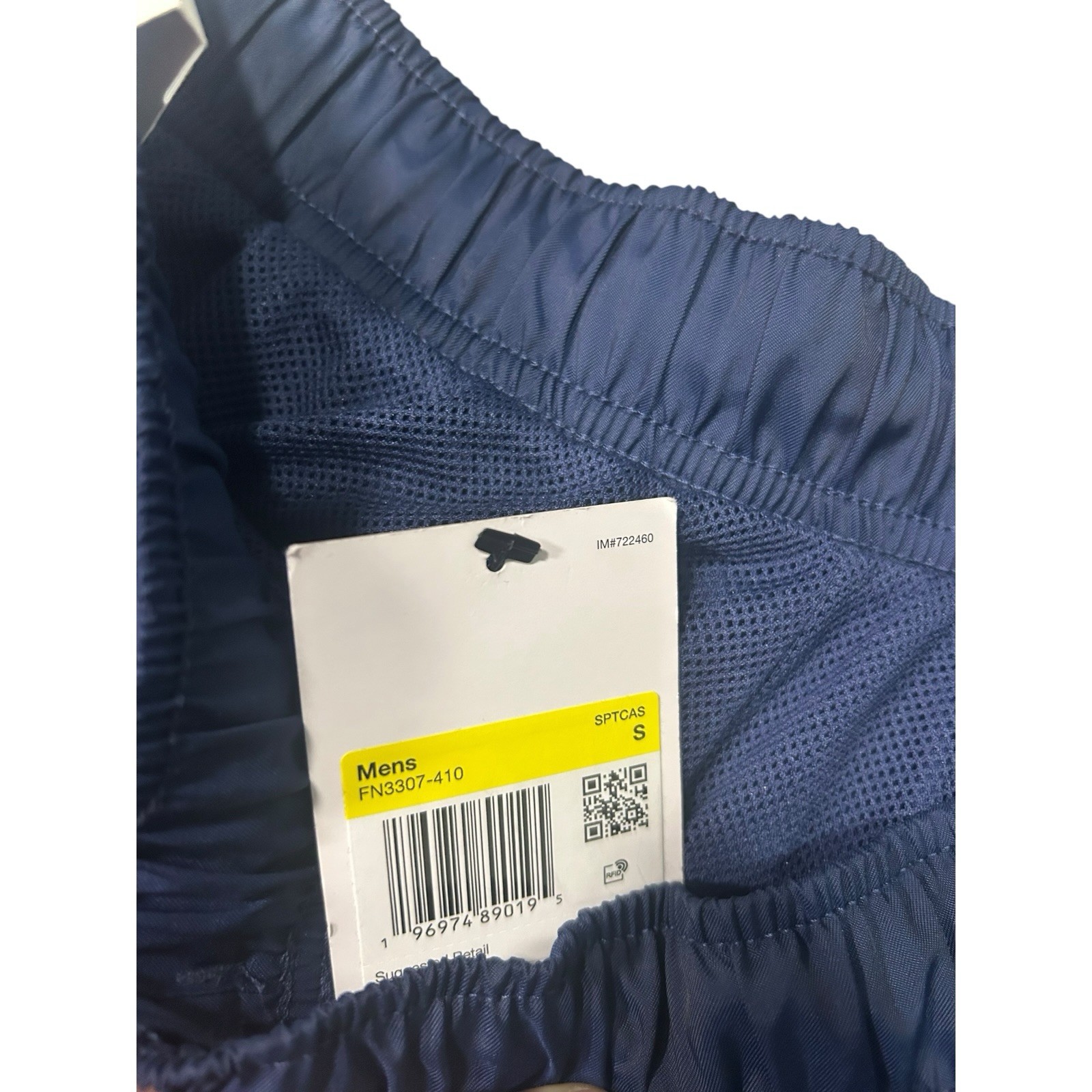 Men’s Nike Shorts Size Small Standard Fit Above The Knee Navy
