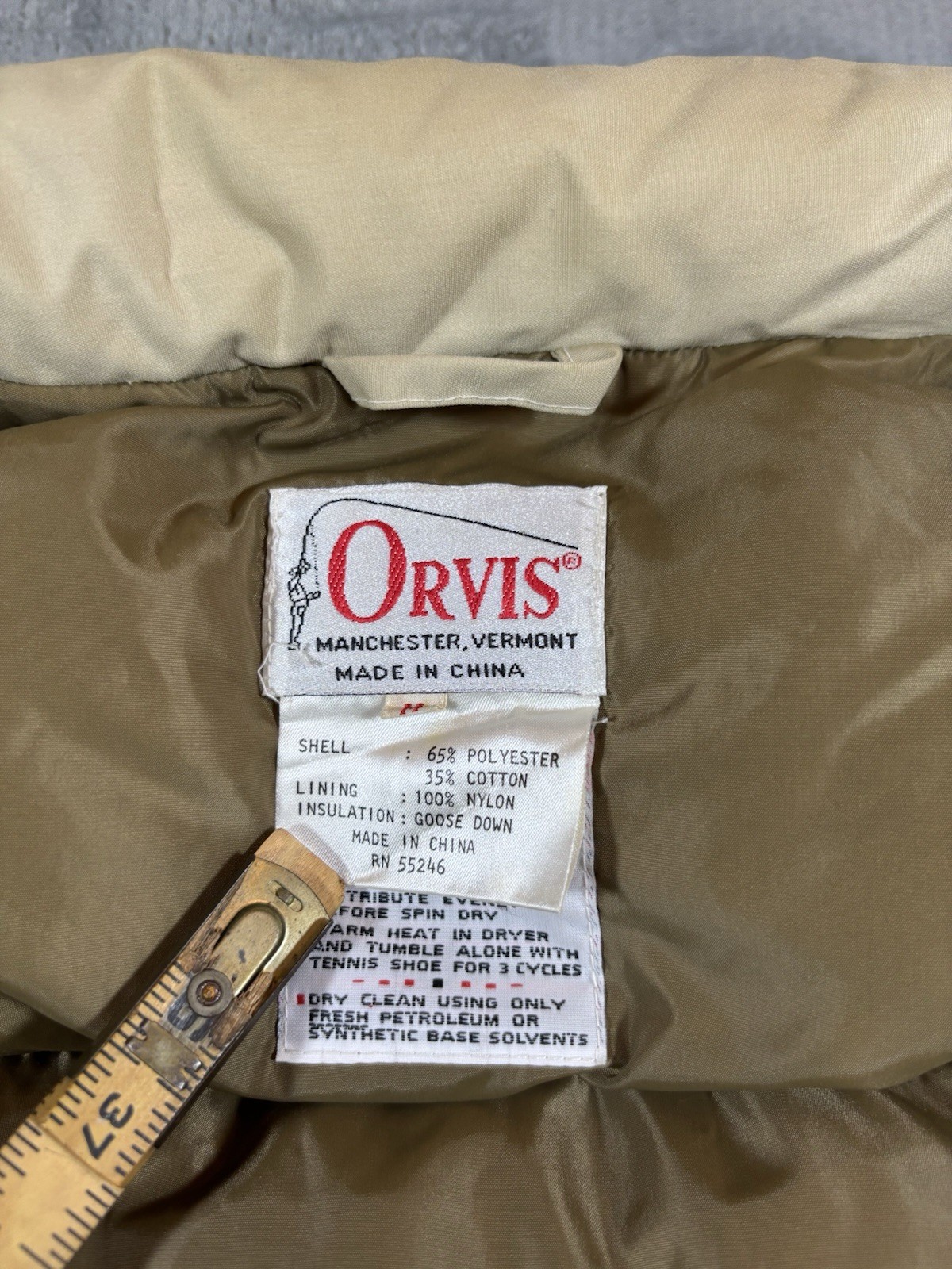 VINTAGE Orvis Vest Men Medium Beige Goose Down Puffer Coat Insulated Hiking 80s