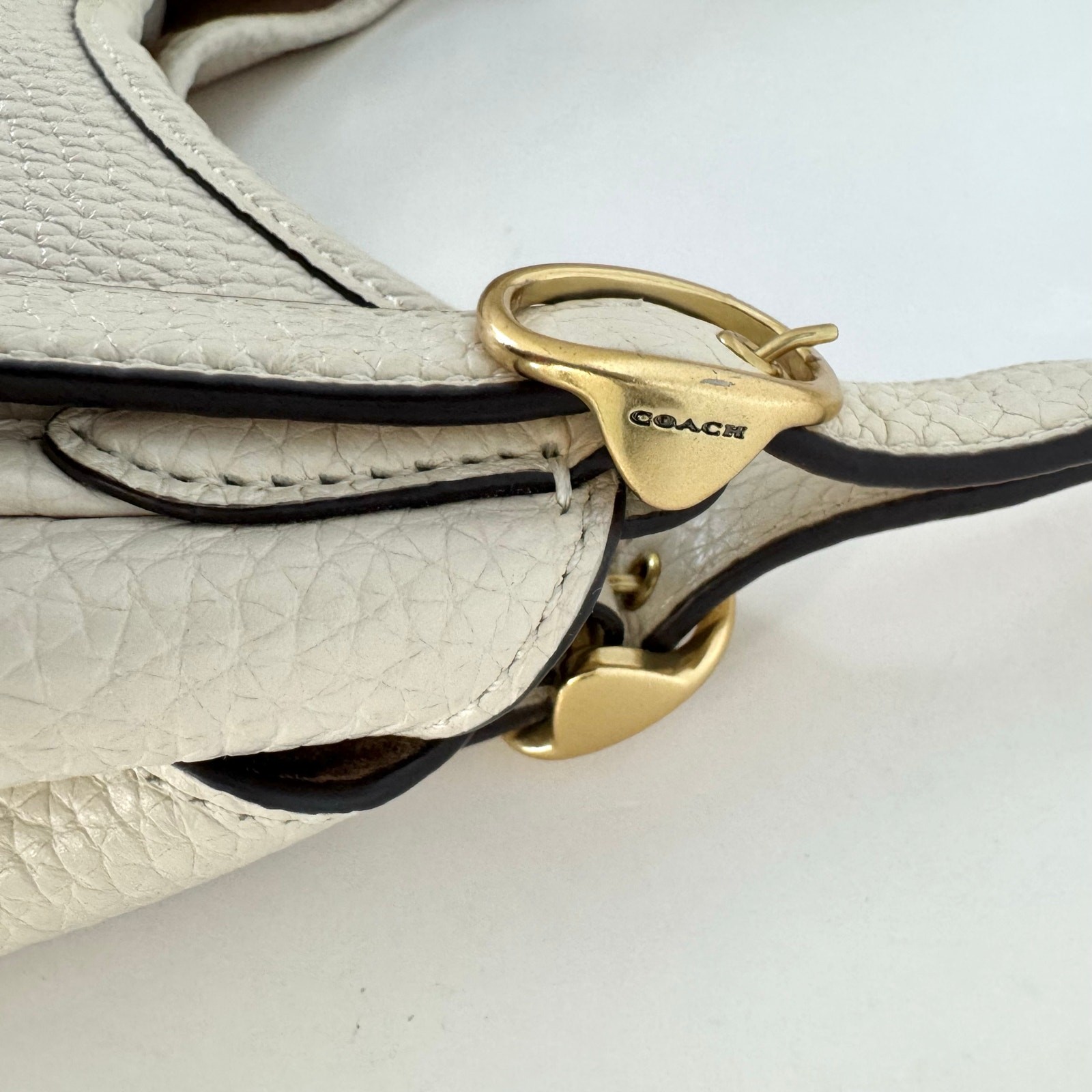 Coach Lori Shoulder Bag Refined Pebble Leather Chalk Off-White C4824