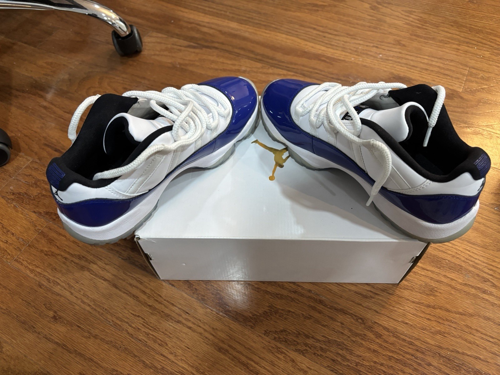Wmns Air Jordan 11 Retro Low ‘Concord Sketch’ (Women’s US Size 8.5)