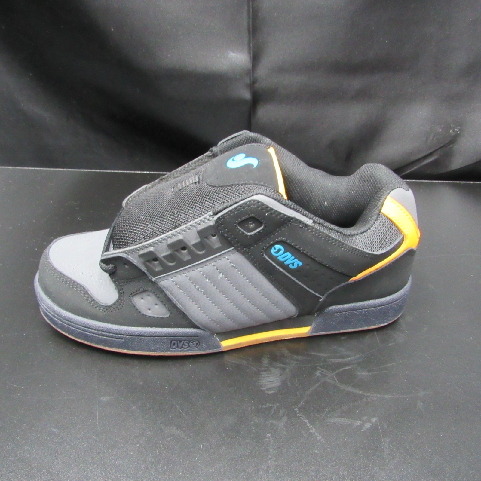 DVS Skateboard Shoes Celsius Black/Orange/Blue SIZE 9