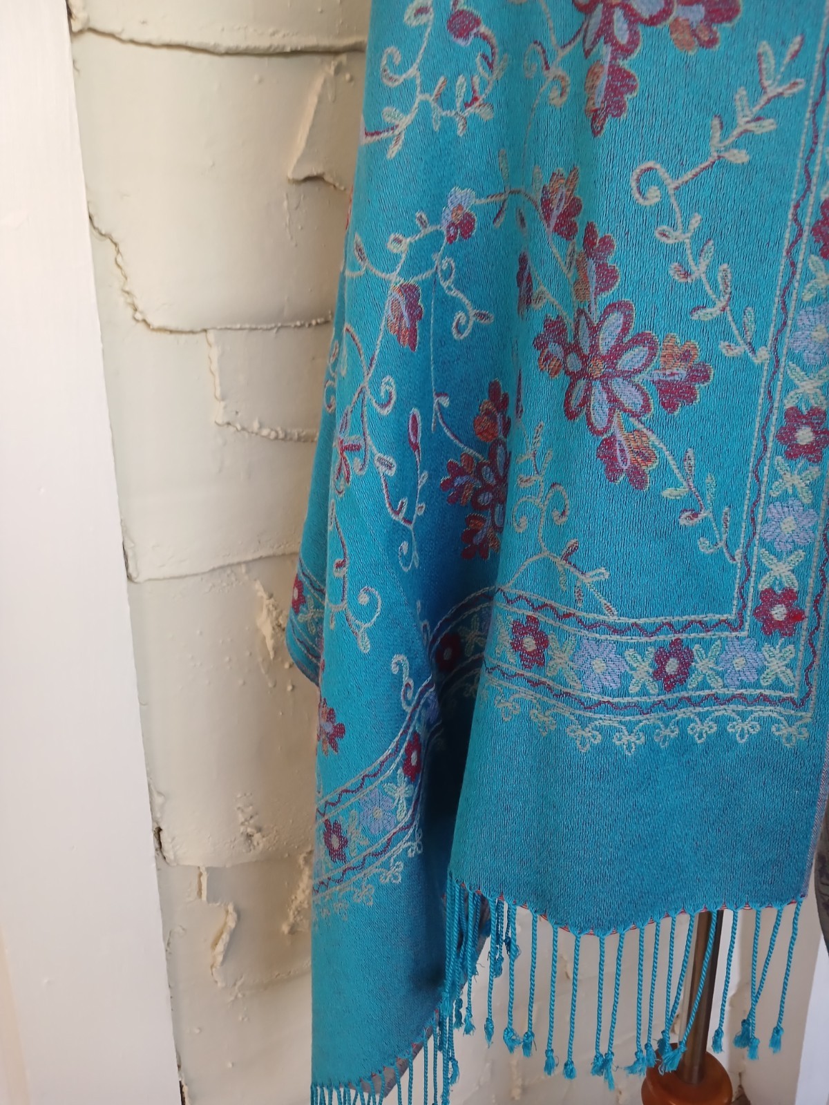 Pashmina Scarf Wrap Shawl Blue Gold Metallic Floral Print 27×64 Inches Fringe