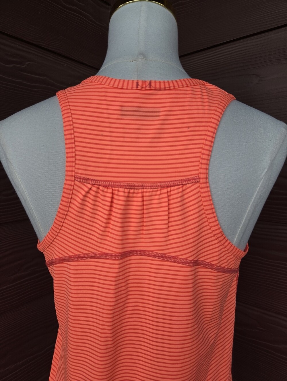 NWT Kirkland Signature Coral Stripe Performance Tank Top Women’s Size Medium