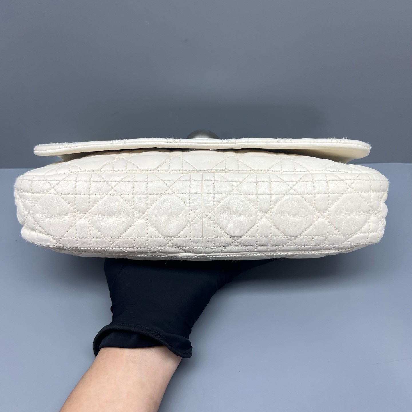 Dior Pre-Owned Authentic Underarm Bag White 27*13*6cm Free Tracked Shipping