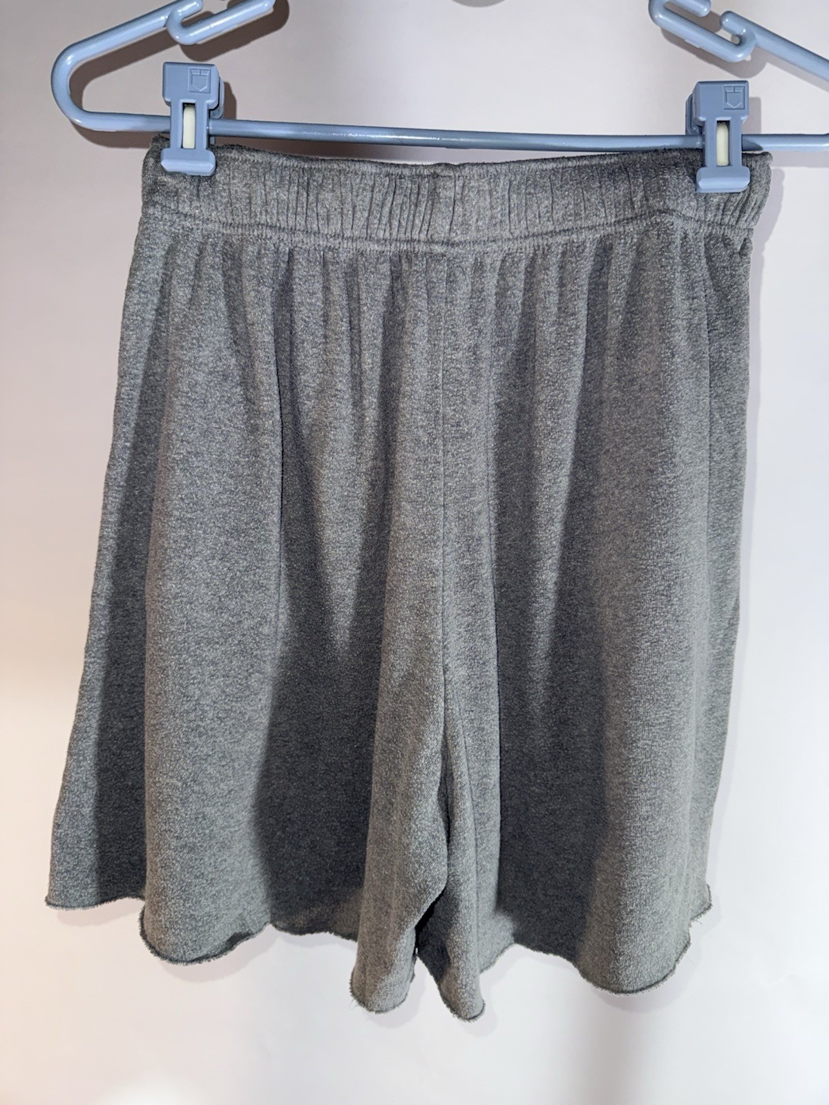 Wild Fable Women’s Gray Knit Sweat Shorts S Relaxed Fit Elastic Waist Pockets