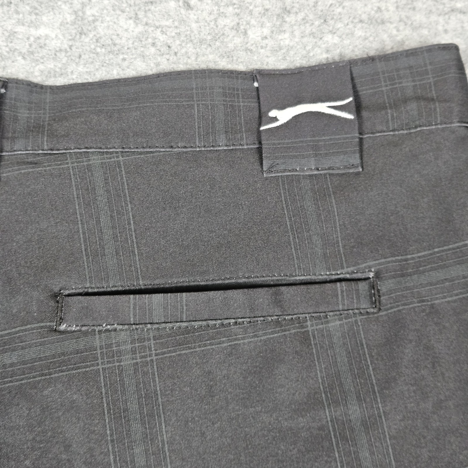 Slazenger Men’s Black Golf Shorts Plaid Check Golf Walking Shorts Size UK 36