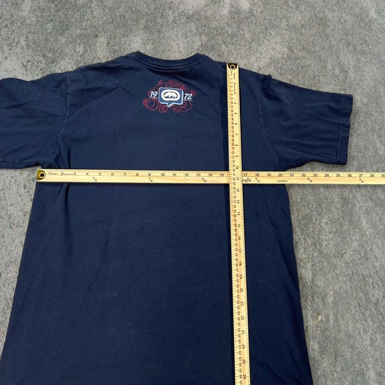 Y2K skate grail Ecko Unltd navy blue tee with textured patchwork on size M