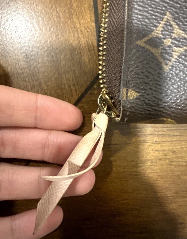 Louis Vuitton Monogram Canvas Clemence Wallet
