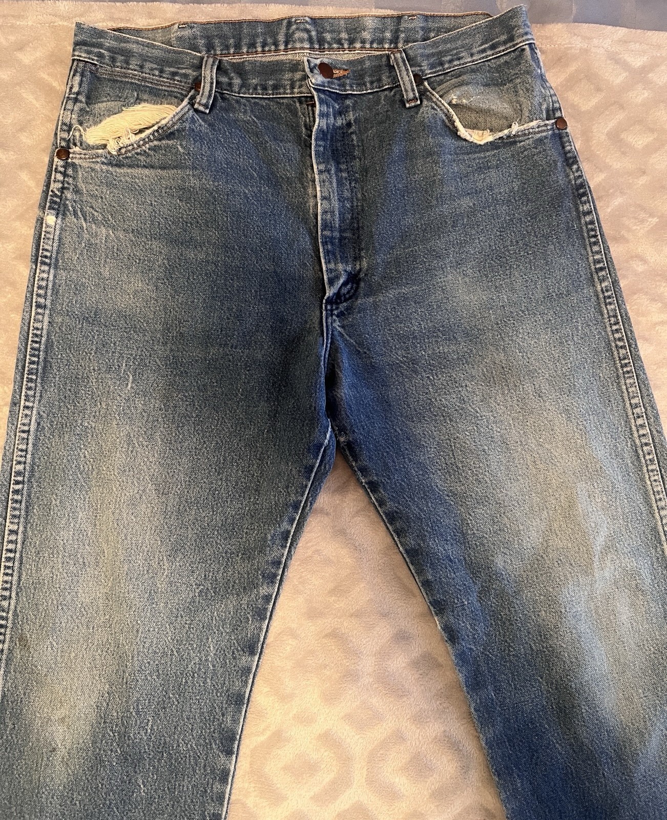 Wrangler Men’s 13MWZ Cowboy Cut Jeans Original Fit, Rigid Indigo, Size 35×34