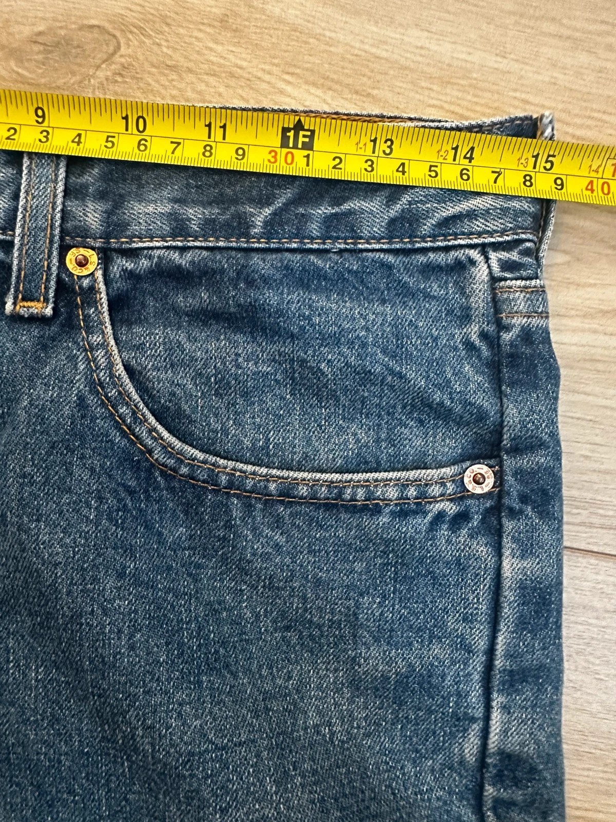 Vintage Levi’s 615 Orange Tab Jeans 29×32 Made in Spain 1999