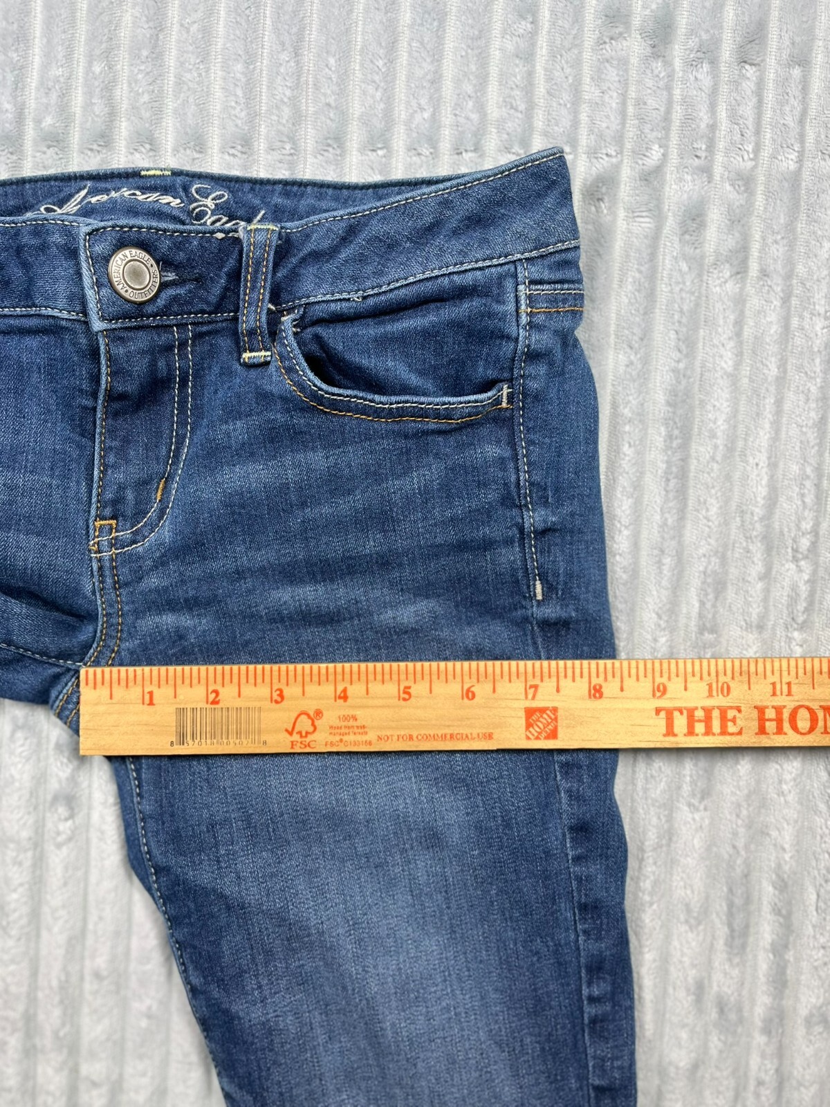 American Eagle Jeans Women’s 2 Reg 26×28 Jegging Stretch Low Rise Medium Wash