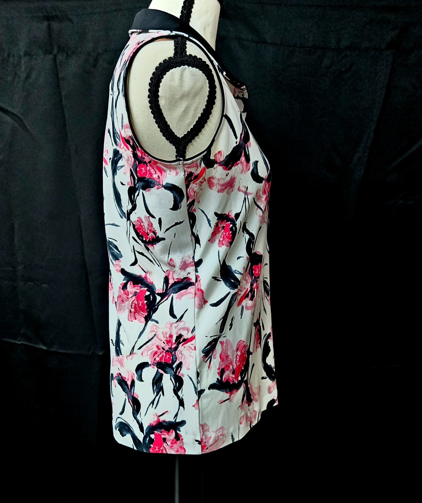 NWT Tail Polo Top Womens Activewear Sleeveless Golf S Pink Black Flowers
