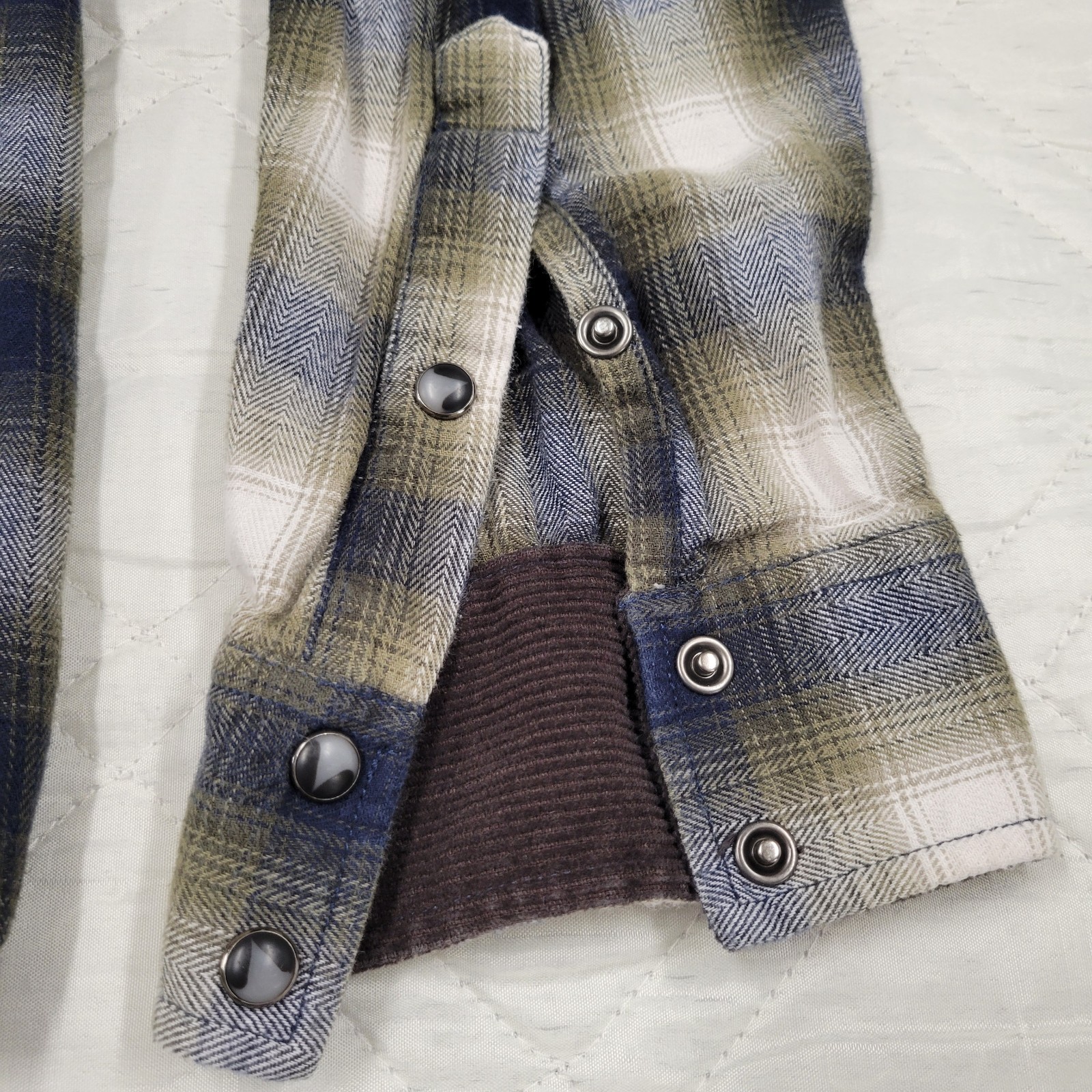 Moon Shine Spirits Snap Front Shirt Mens XL Flannel Plaid Long Sleeve 2 Pocket