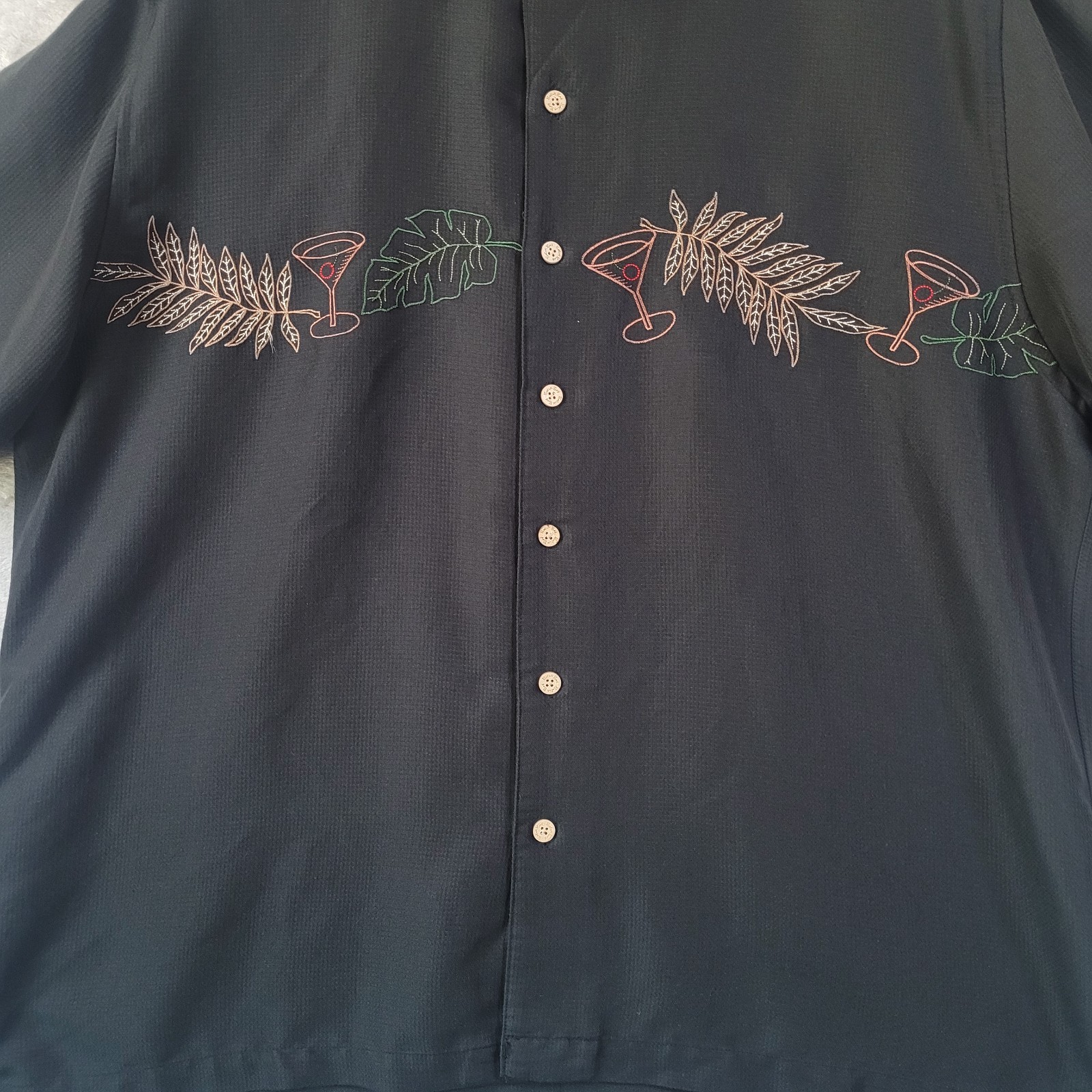 Batik Bay Men’s XL Black Embroidered Martini Tropical Camp Shirt Rayon Blend