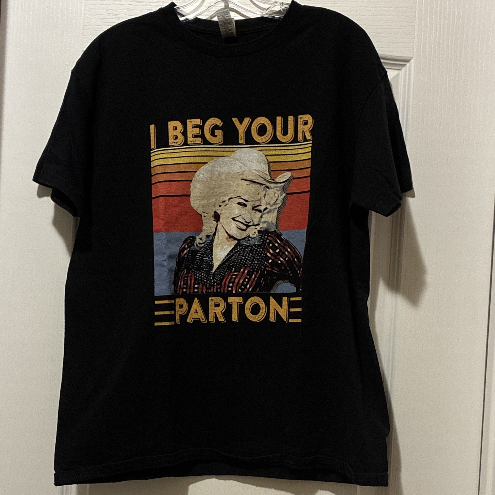 Gildan Heavy Cotton Men’s Black Dolly Parton Graphic Crew Neck Tee Size L